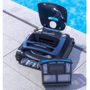 Kabelloser 3-in-1 Poolroboter Beatbot Aquasense 2 für die vollautomatische Reinigung von Boden, Wänden und Wasserlinie.